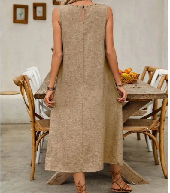 Ladies' Elegant Solid Color Sleeveless Dress